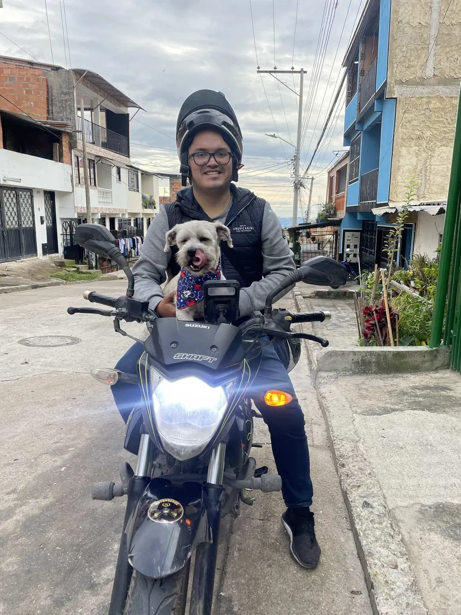 Conductor de Moto Uberos